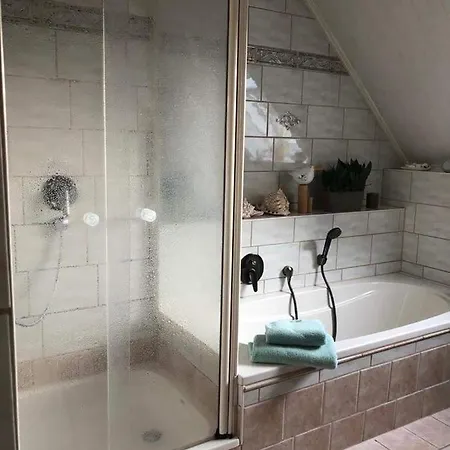 Ferienwohnung Goldene Glucke Altenburg